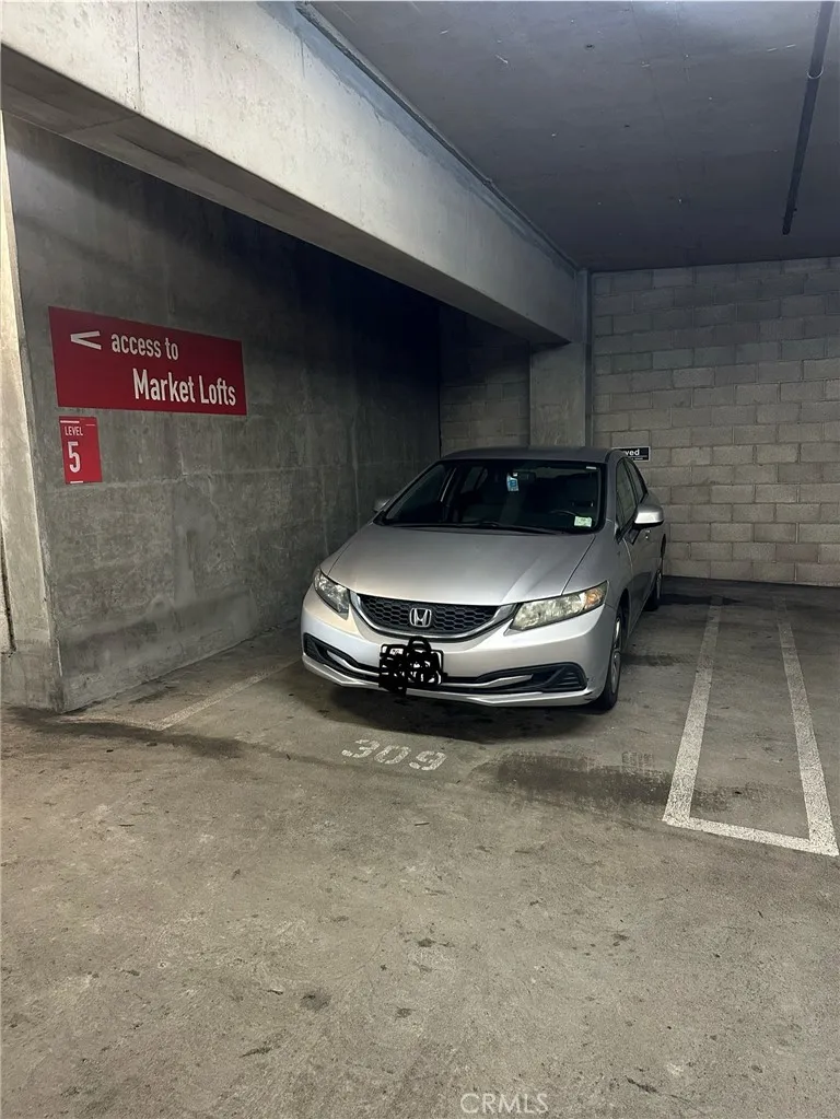 645 W 9th Street 529, Los Angeles, California 90015 home-pic-45